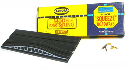 aurora model motoring track